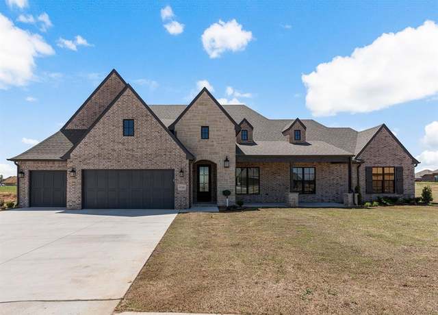 Property at 4106 Reta Cir, Piedmont, OK 73078, 4 beds, 3.5 baths