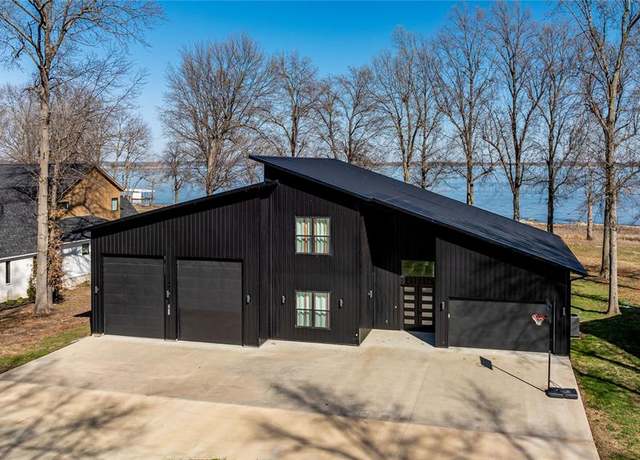 Property at 27600 S 563 Rd, Afton, OK 74331, 5 beds, 4 baths