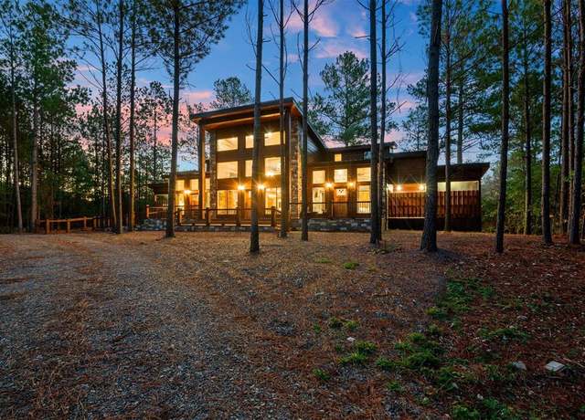 Property at 453 Bear Pine Trl, Broken Bow, OK 74728, 4 beds, 4.5 baths