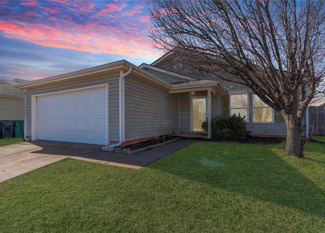 Property at 14825 Moon Daisy Dr, Edmond, OK 73013, 3 beds, 2 baths