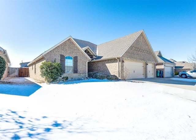 Property at 2412 NW 155th St, Edmond, OK 73013, 4 beds, 2.5 baths