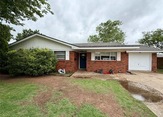 Property at 612 Vine St, Altus, OK 73521, 4 beds, 2 baths