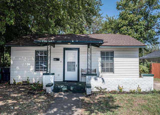 Property at 1605 NE 14th St, Oklahoma City, OK 73117, 3 beds, 1 bath