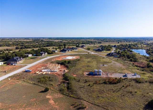 Property at 1982 Twin Spire Trl, Blanchard, OK 73010, 3 beds, 2 baths