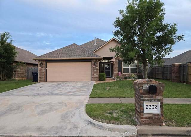 Property at 2332 NW 195th St, Edmond, OK 73012, 3 beds, 2 baths
