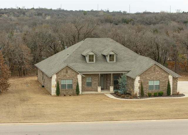 Property at 10320 NE 145th St, Jones, OK 73049, 4 beds, 3 baths