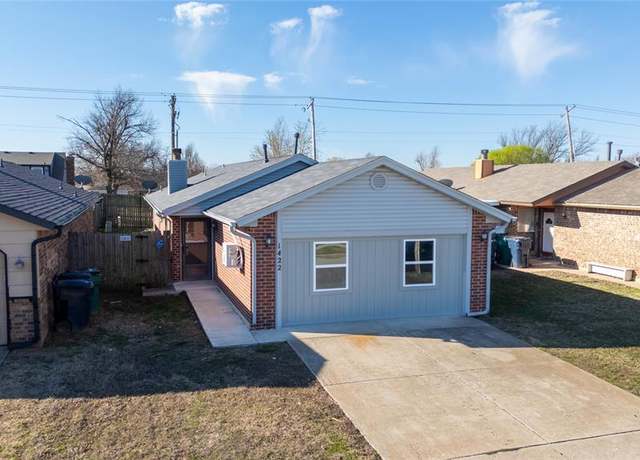 Property at 1422 SW 96th St, Oklahoma City, OK 73159, 4 beds, 2 baths