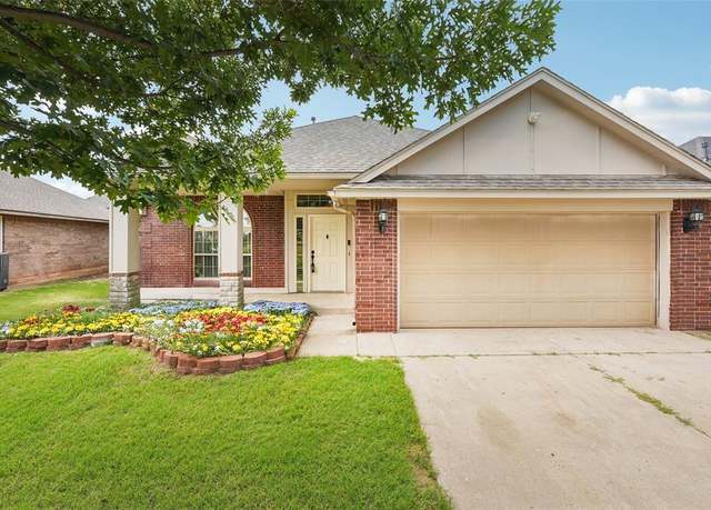 Property at 9716 SW 21st Ter, Oklahoma City, OK 73128, 3 beds, 2 baths