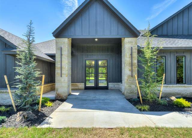 Property at 2905 S Henney Rd, Choctaw, OK 73020, 4 beds, 2.5 baths