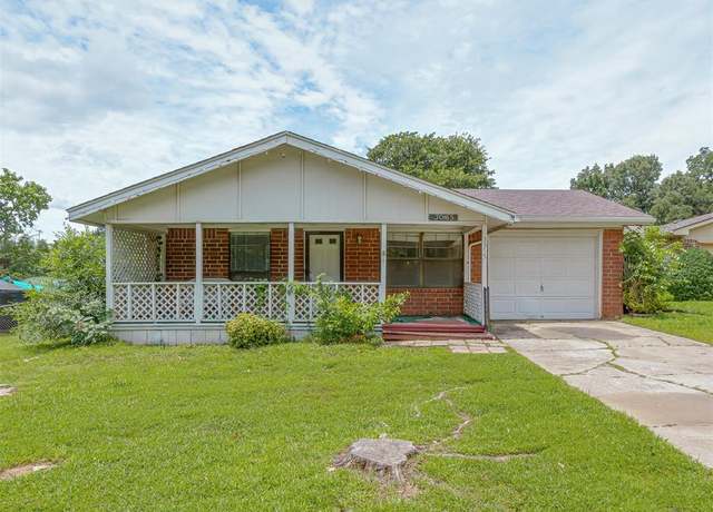 Property at 3315 Clarke St, Choctaw, OK 73020, 3 beds, 2 baths