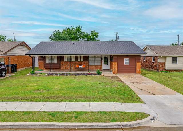 Property at 952 W Main ST St, Moore, OK 73160, 4 beds, 1.5 baths