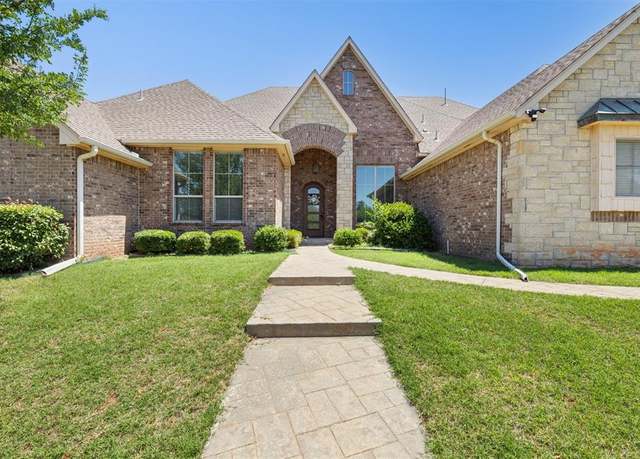Property at 2600 Roxburgh Ct, Edmond, OK 73013, 4 beds, 3.5 baths