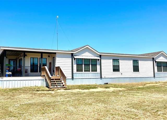 Property at 541 County Road 1428, Ninnekah, OK 73067, 4 beds, 2.5 baths