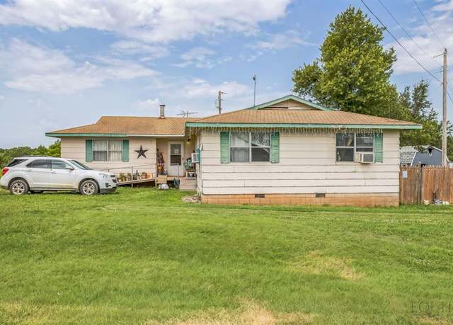 Property at 11623 W 100th St, Coyle, OK 73027, 4 beds, 2 baths