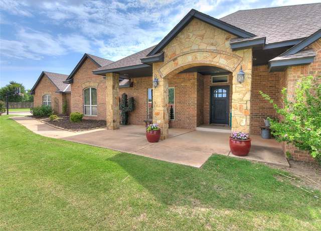 Property at 651 Shirley Ln NE, Piedmont, OK 73078, 4 beds, 3 baths