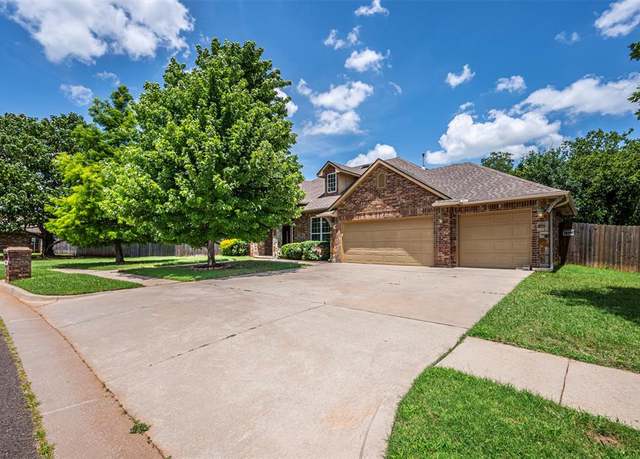 Property at 700 Hedgewood Dr, Moore, OK 73160, 4 beds, 2.5 baths