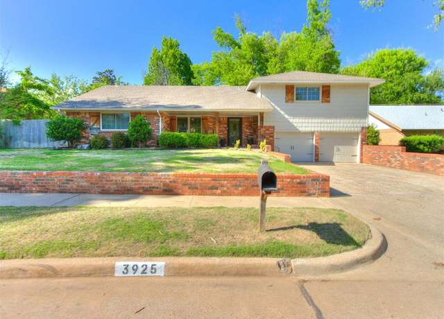 Property at 3925 Briarcrest Dr, Norman, OK 73072, 4 beds, 2.5 baths