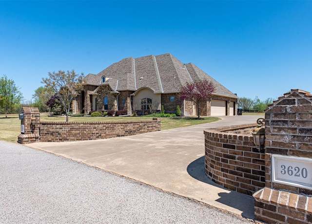 Property at 3620 Joshua Ln, Moore, OK 73165, 3 beds, 3.5 baths