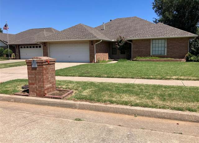Property at 10323 Haven Cir, Midwest City, OK 73130, 3 beds, 2 baths