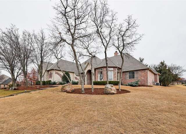 Property at 6300 NE 104th Pl, Oklahoma City, OK 73151, 5 beds, 4.5 baths