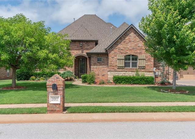 Property at 2017 Pembroke Ln, Edmond, OK 73003, 4 beds, 4.5 baths