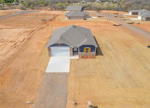 Property at 3441 Manning Farms Blvd, El Reno, OK 73036, 3 beds, 2 baths