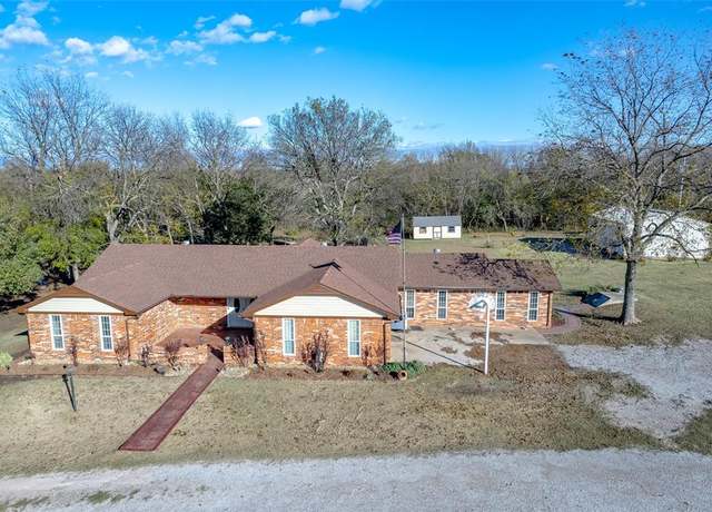 Property at 24093 County Road 3305, Wynnewood, OK 73098, 5 beds, 3 baths