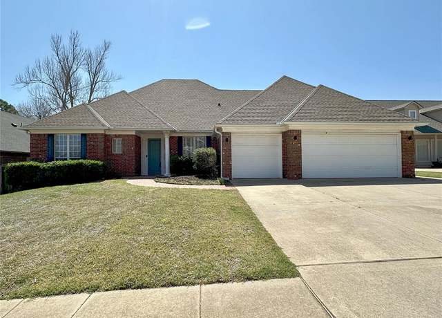 Property at 4000 Harrogate Dr, Norman, OK 73072, 4 beds, 3 baths