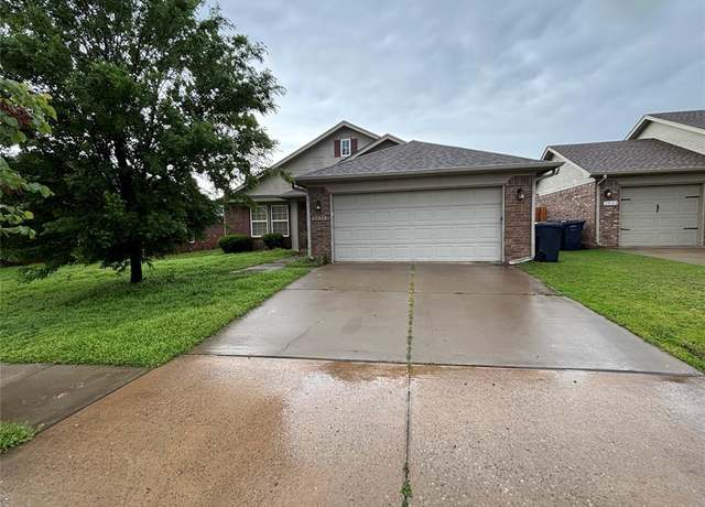 Property at 2837 NW 184th Ter, Edmond, OK 73012, 3 beds, 2 baths