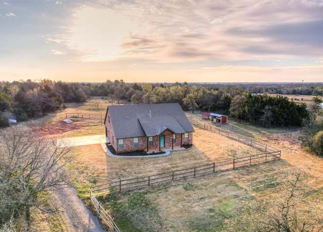 Property at 5750 N Henney Pl, Choctaw, OK 73020, 4 beds, 2.5 baths