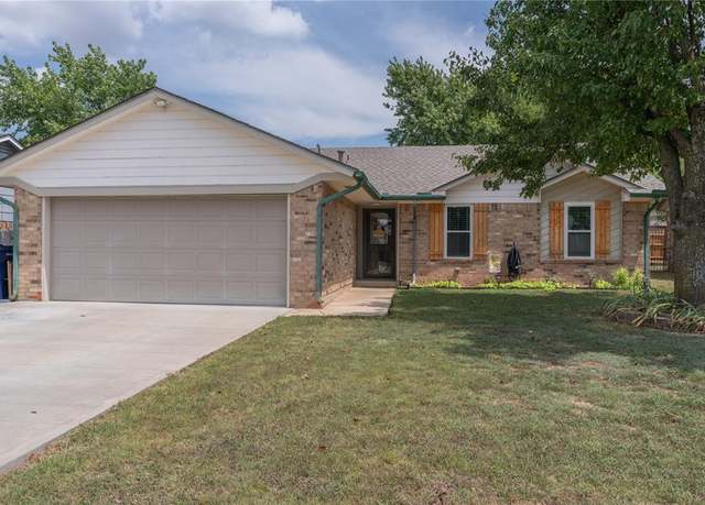 Property at 8412 Timberwood Ln, Oklahoma City, OK 73135, 3 beds, 2 baths