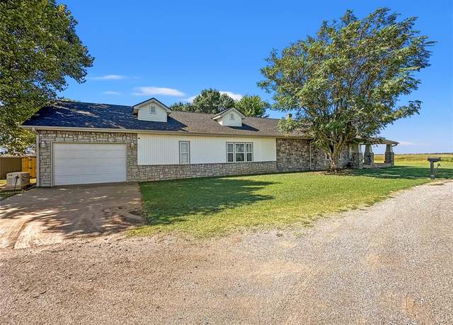 Property at 17910 Highway 152, Union City, OK 73090, 3 beds, 2.5 baths