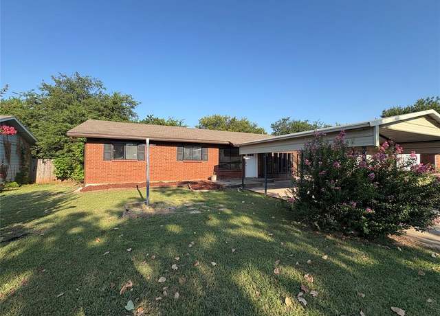 Property at 2605 Queensbury Rd, Moore, OK 73160, 3 beds, 1 bath