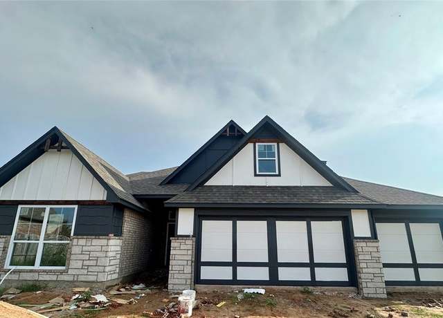 Property at 10156 NW 100th St, Yukon, OK 73099, 4 beds, 3.5 baths