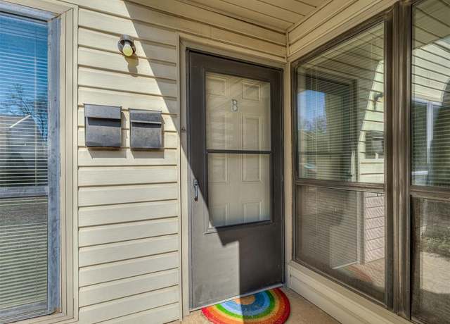 Property at 833 Cardinal Creek Blvd Unit B, Norman, OK 73072, 3 beds, 2 baths