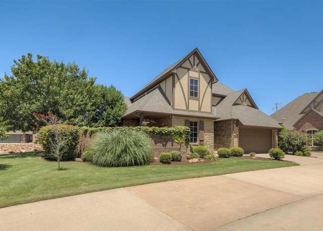 Property at 929 Villas Creek Dr, Edmond, OK 73003, 3 beds, 3 baths