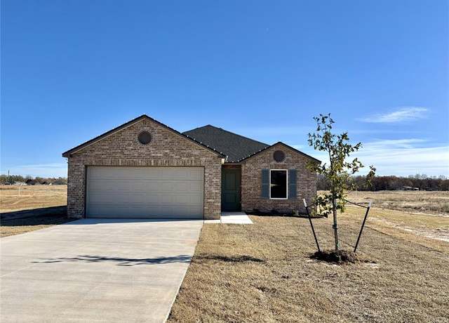 Property at 43083 Wagon Trl, Shawnee, OK 74804, 3 beds, 2 baths