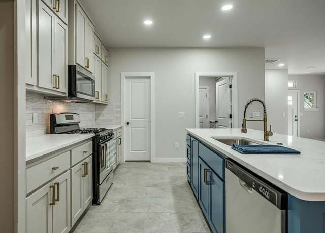 Property at 1120 SE 39th St, Oklahoma City, OK 73129, 4 beds, 2 baths
