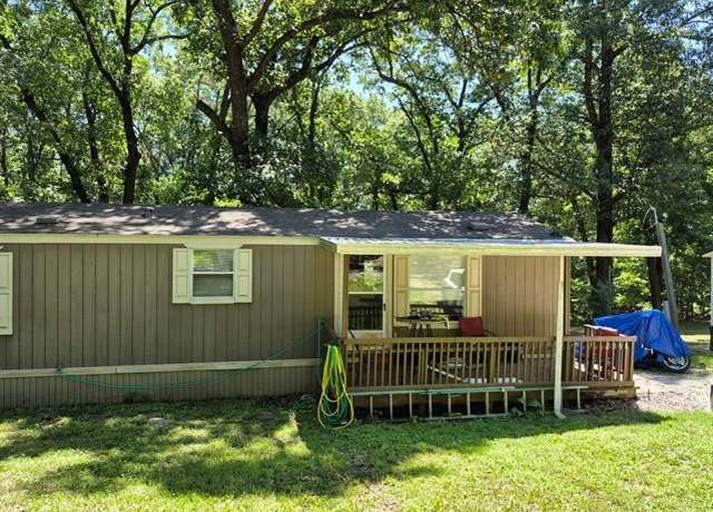 Property at 2908 Harber Loop Dr, Grove, OK 74344, 2 beds, 2 baths