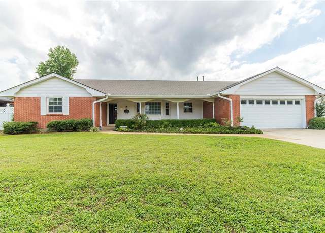 Property at 104 E Ridgewood Dr, Midwest City, OK 73110, 3 beds, 3 baths