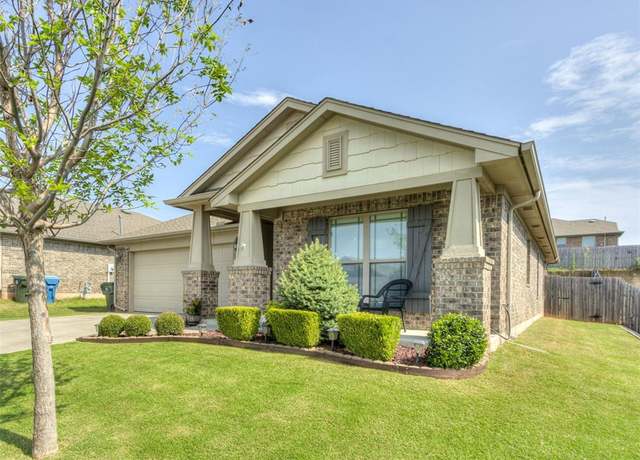 Property at 12496 Lakota Dr, Choctaw, OK 73020, 4 beds, 2 baths