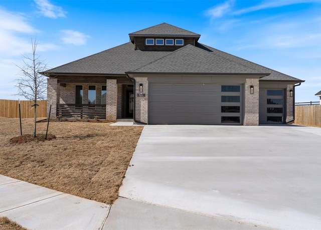 Property at 3758 Muir Forest Way, Norman, OK 73071, 3 beds, 2 baths