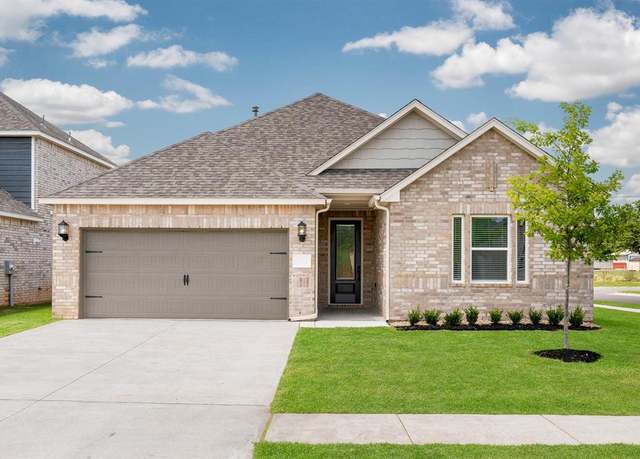 Property at 11916 SW 30th St, Yukon, OK 73099, 4 beds, 2 baths