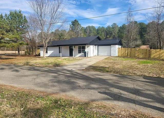 Property at 1102 Morgan Ln, Broken Bow, OK 74728, 3 beds, 2 baths