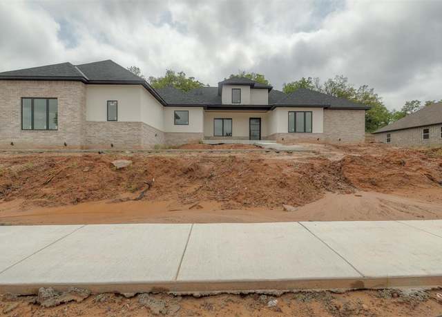 Property at 6516 NE 97th St, Oklahoma City, OK 73151, 4 beds, 3.5 baths