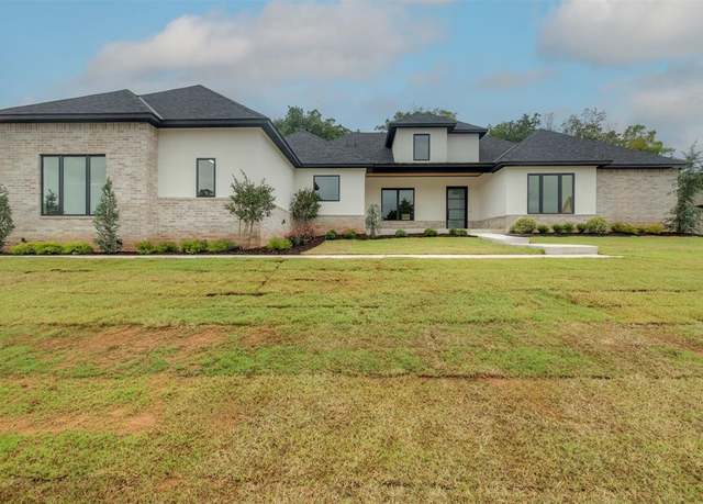 Property at 6516 NE 97th St, Oklahoma City, OK 73151, 4 beds, 3.5 baths