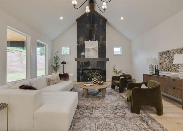 Property at 6516 NE 97th St, Oklahoma City, OK 73151, 4 beds, 3.5 baths
