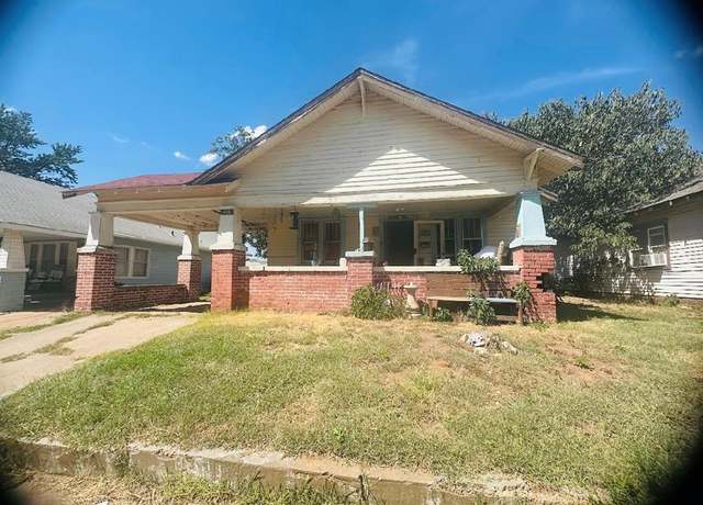 Property at 810 E Pine Ave, Enid, OK 73701, 2 beds, 1 bath