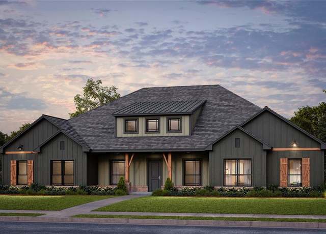 Property at 10140 NW 100th St, Yukon, OK 73099, 4 beds, 3.5 baths