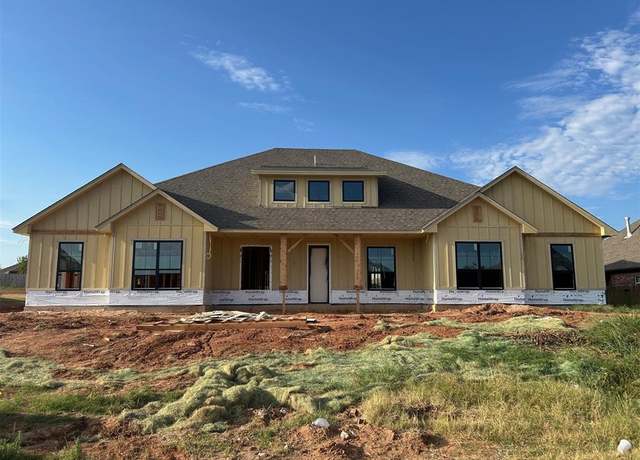 Property at 10140 NW 100th St, Yukon, OK 73099, 4 beds, 3.5 baths